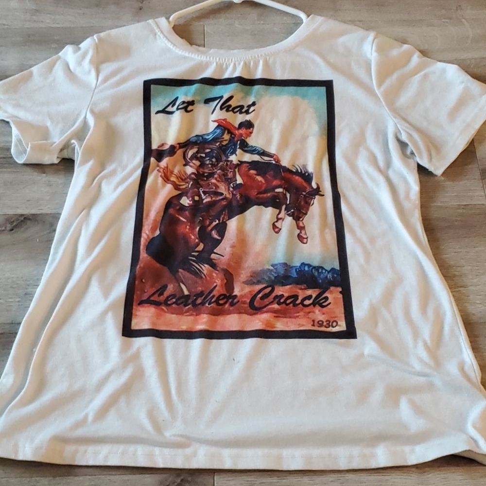 Graphic tshirt